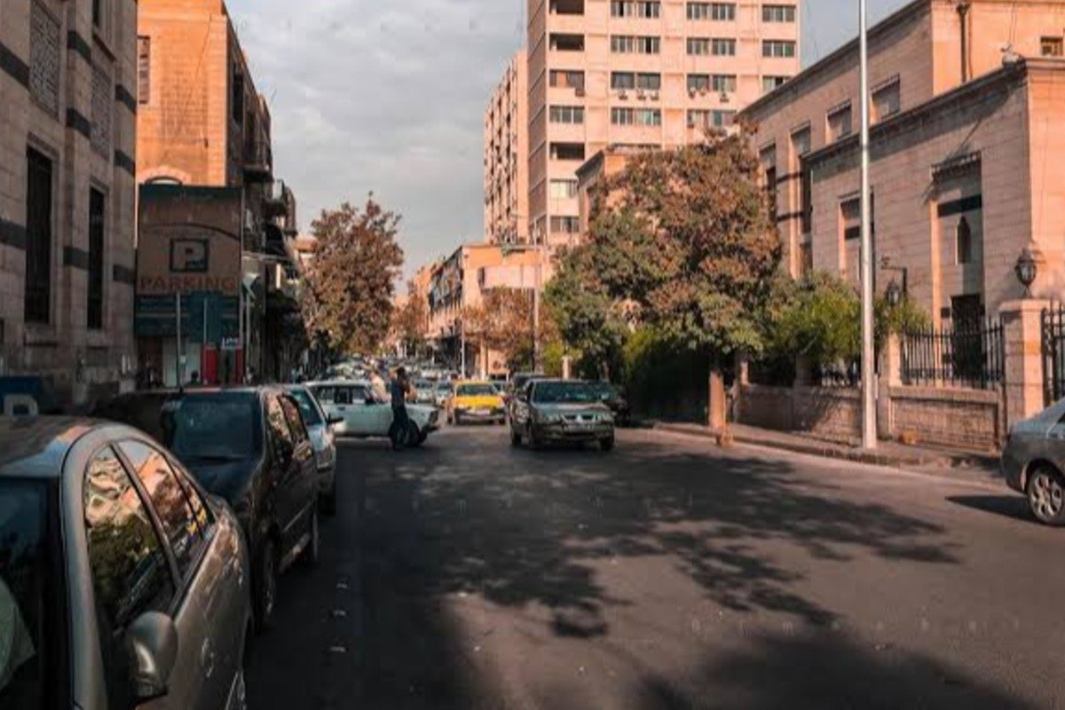 أرض مميزة بمساحة 550 متر مربع على شارع العابد بطول واجهة 31 متر قرب الشخاشيرو