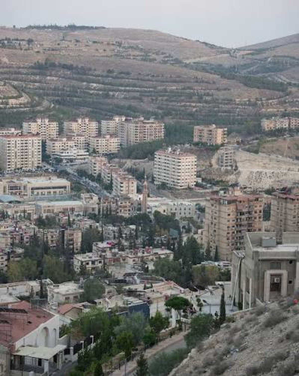 فرصة عقارية مميزة: أرض ١٥٠٠م² بالقرب من مباني مجلس الشعب في دمر